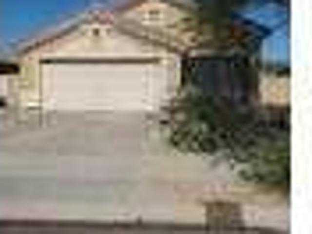 4 bedroom in Goodyear Arizona 85338