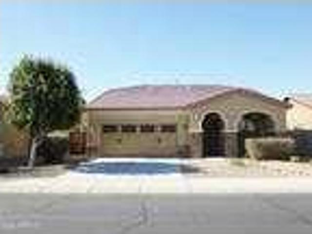 4 bedroom in Goodyear Arizona 85338