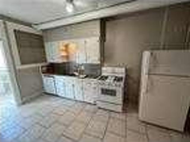 4 bedroom in Girard Ohio 44446