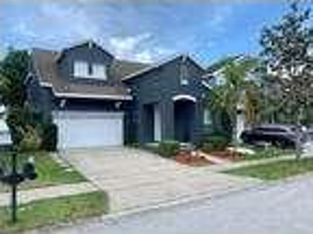 4 bedroom in Groveland FL 34736
