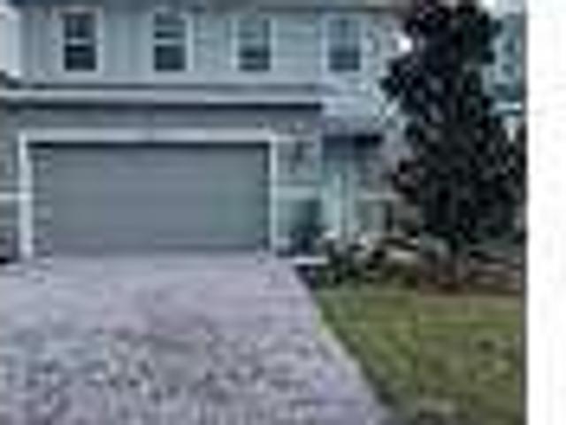 4 bedroom in Deland Florida 32724