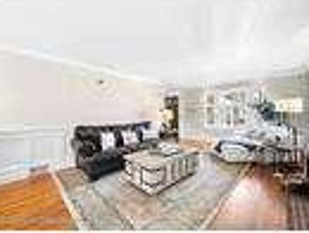 4 bedroom in Fair Haven NJ 07704