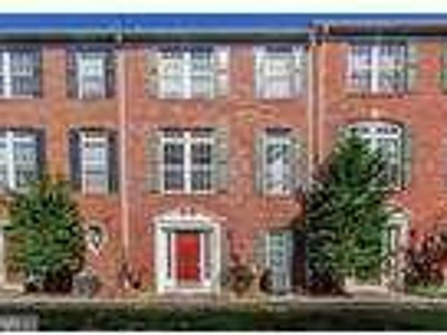 4 bedroom in Falls Church VA 22041