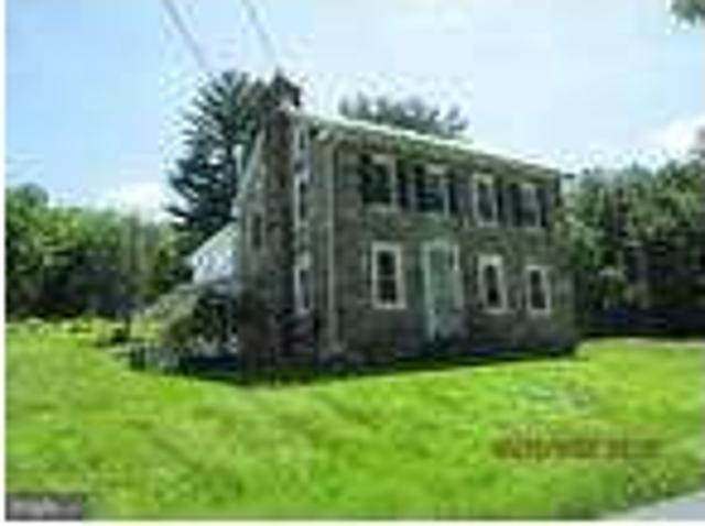 4 bedroom in Fleetwood Pennsylvania 19522