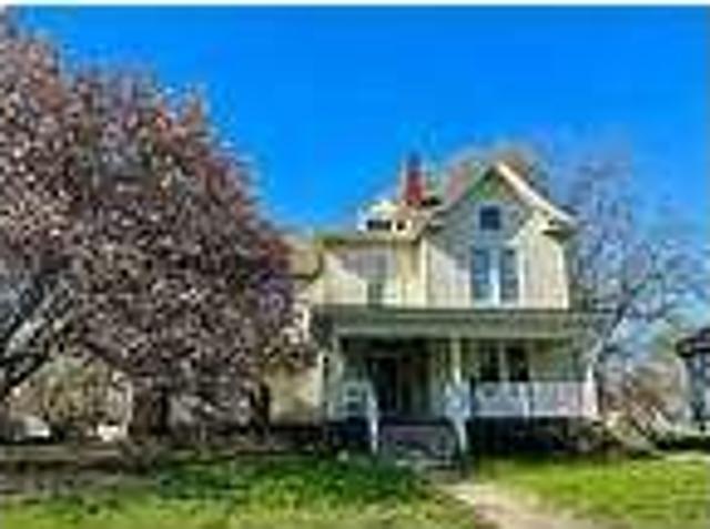 4 bedroom in Hoopeston IL 60942