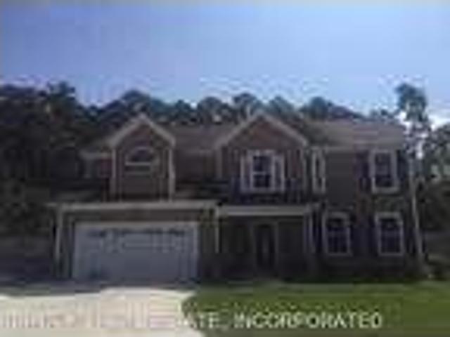 4 bedroom in Hayes VA 23072