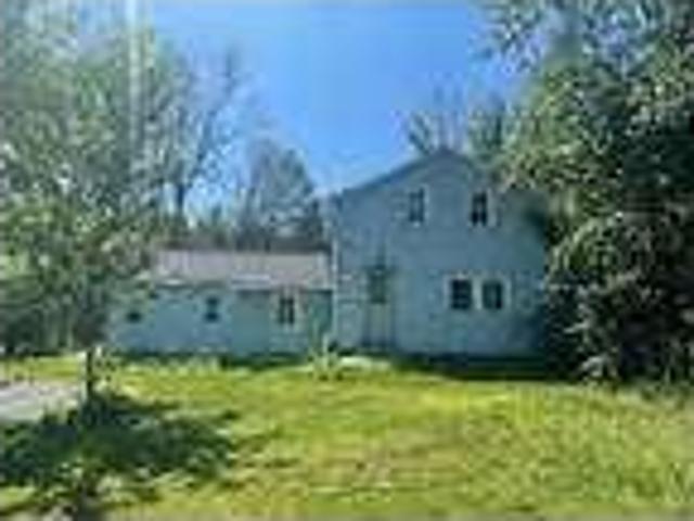 4 bedroom in Oswego New York 13126