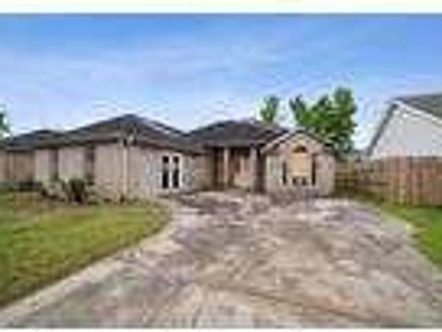4 bedroom in Laplace LA 70068