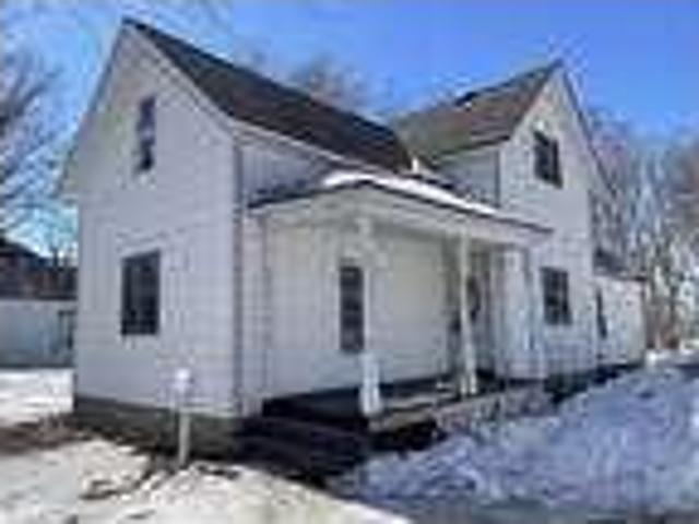 4 bedroom in Madison SD 57042