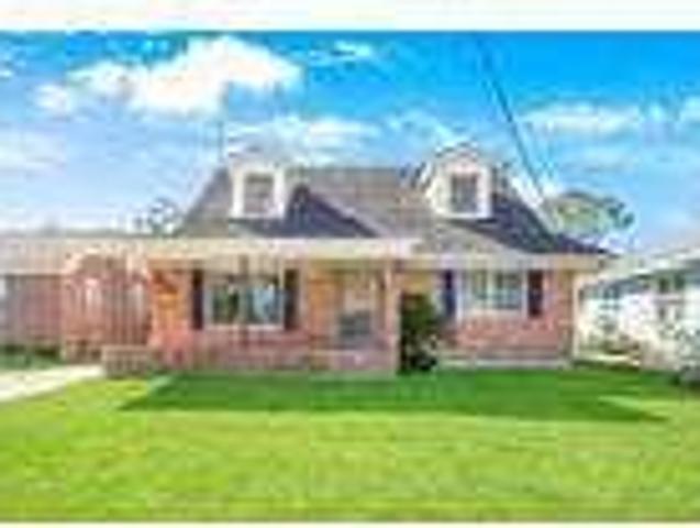 4 bedroom in Metairie Louisiana 70003