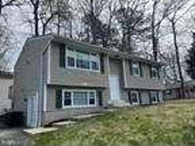 4 bedroom in North Beach Maryland 20714