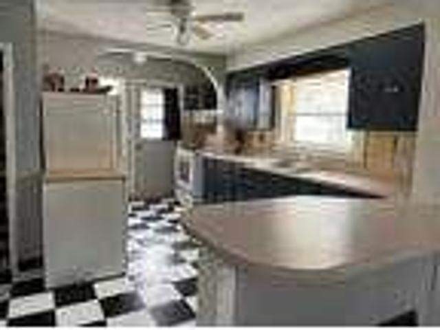 4 bedroom in Sandstone MN 55072