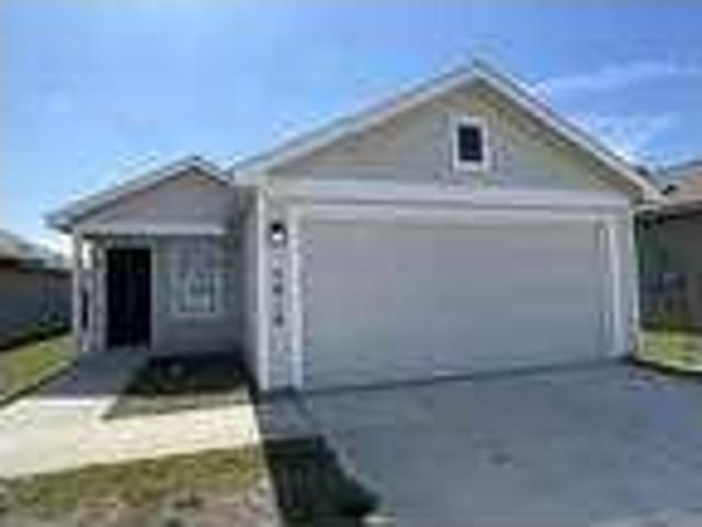 4 bedroom in Seguin TX 78155