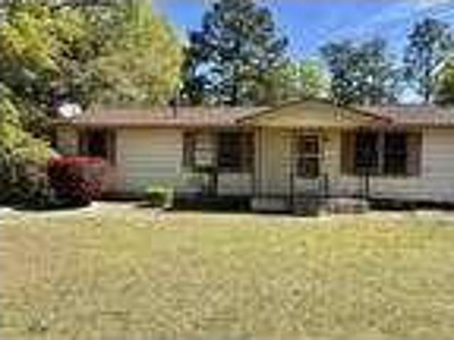 4 bedroom in Sylvania GA 30467