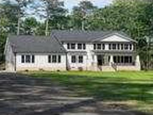4 bedroom in Poquoson Virginia 23662