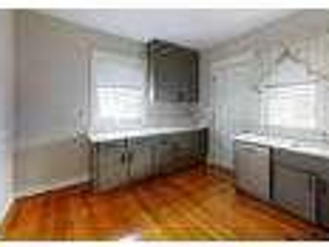 4 bedroom in Watertown MA 02472