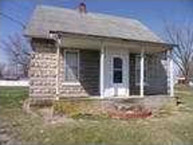 4 bedroom in White Hall IL 62092