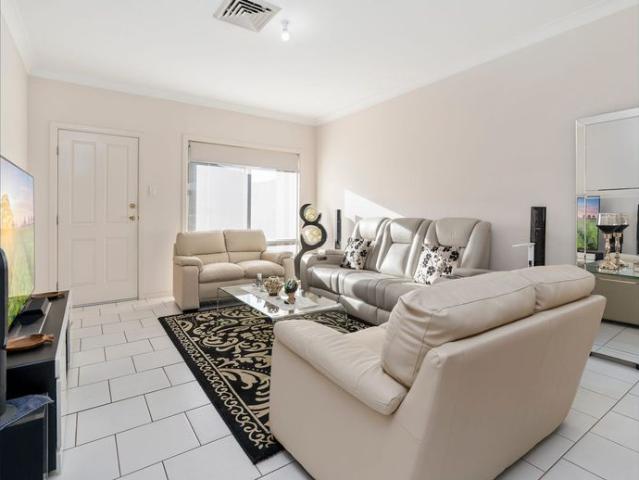 4 Bedroom in the prime location of the Greenway Park Estate!