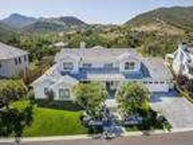 4 bedroom in Thousand Oaks CA 91361