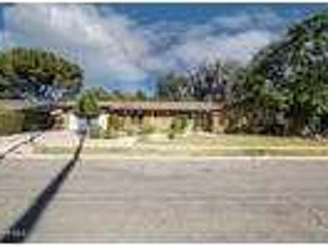 4 bedroom in Thousand Oaks California 91360