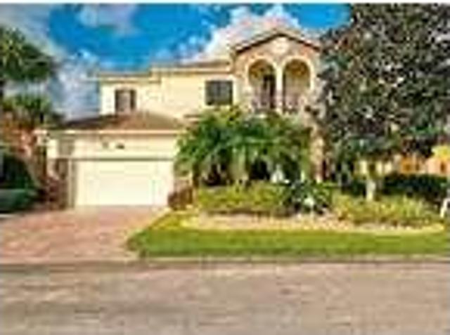 4 bedroom in Vero Beach Florida 32968