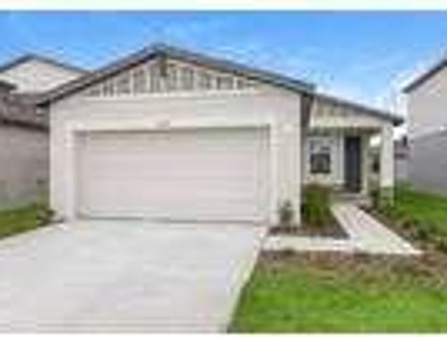 4 bedroom in Zephyrhills Florida 33541