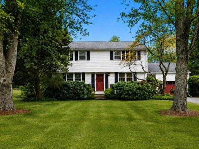 4 bedroom, Ipswich MA 01938 105400227