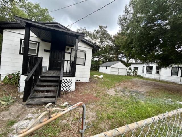 4 bedroom, Jacksonville FL 32206 106218571