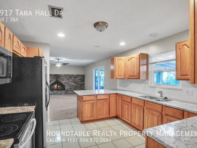 4 bedroom, Jacksonville FL 32277 LS102676364