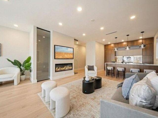 4 bedroom, Jersey City NJ 07307 104848460