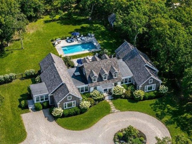 4 bedroom, Oak Bluffs MA 02557 105514843