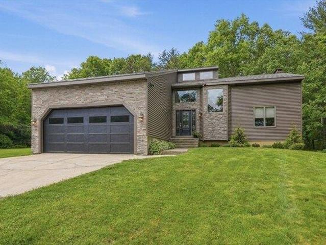 4 bedroom, Oakham MA 01068 104191971