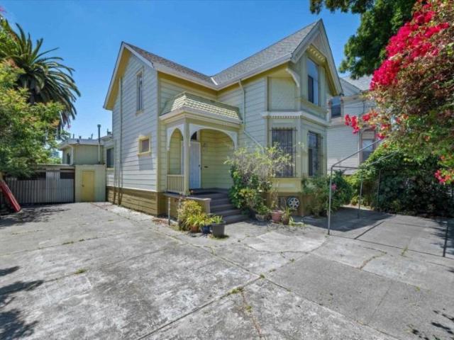 4 bedroom, Oakland CA 94612 106062445
