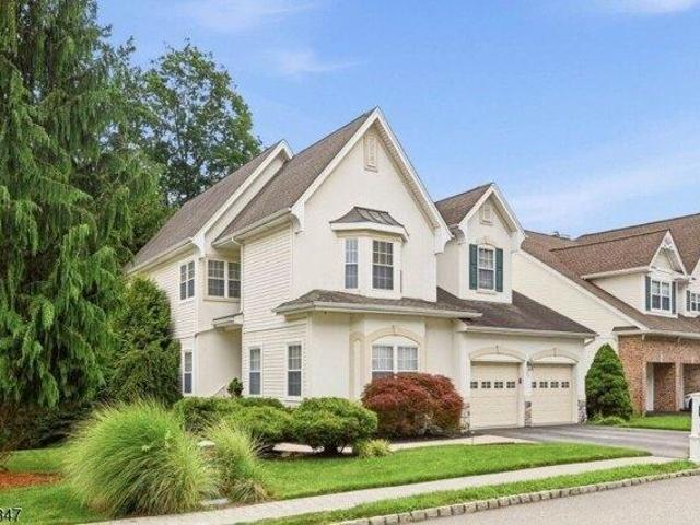 4 bedroom, Oakland NJ 07436 105609819