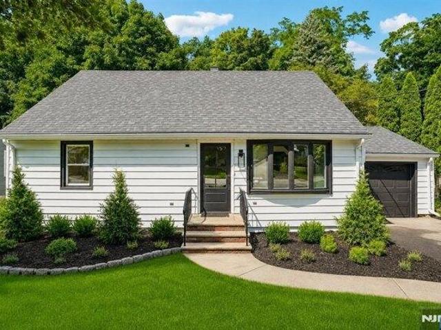 4 bedroom, Oakland NJ 07436 105319139