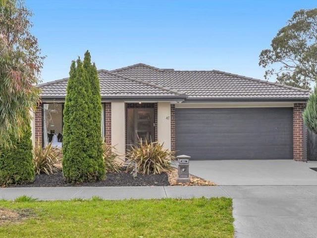 4 BEDROOM OASIS