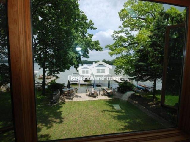 4 bedroom, Oconomowoc WI 53066 104610060