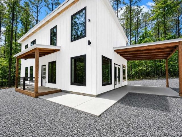 4 bedroom, OK OK 102553557