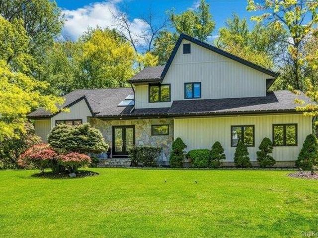 4 bedroom, Orangeburg NY 10962 104902065