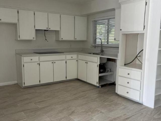 4 bedroom, Orlando FL 32808 105323349