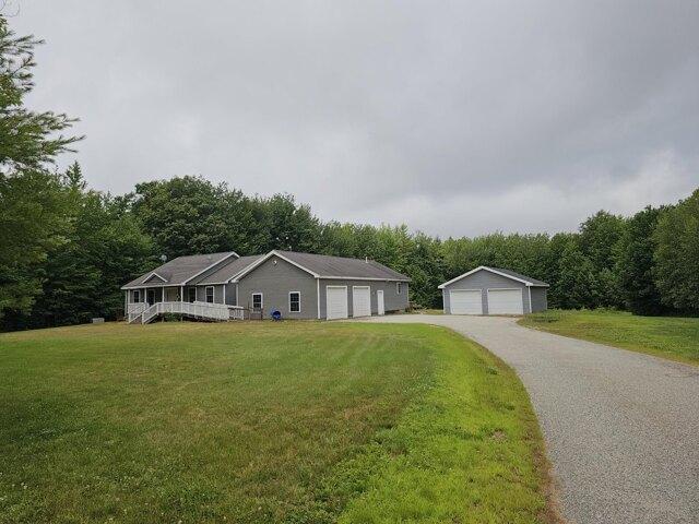 4 bedroom, Otisfield ME 04270 105679936