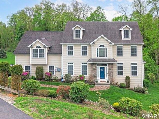4 bedroom, Oxford CT 06478 104759708