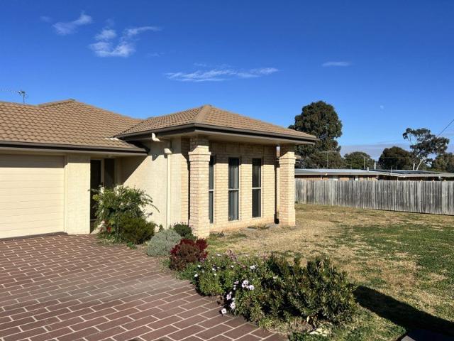 4 Bedroom Low Maintenance Living