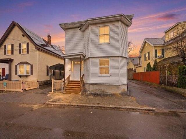 4 bedroom, Lowell MA 01852 105425623