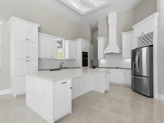 4 bedroom, Loxahatchee FL 33470 106192030