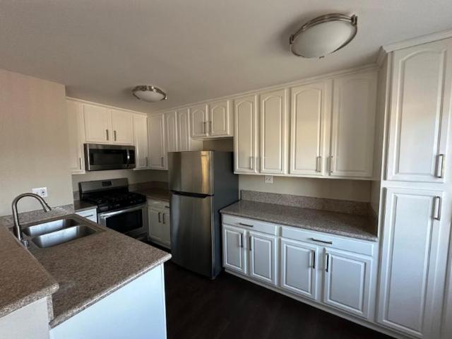 4 bedroom, Los Angeles CA 90007 103633791