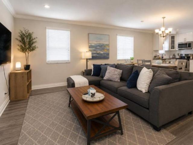 4 bedroom, Los Angeles CA 90016 106167452