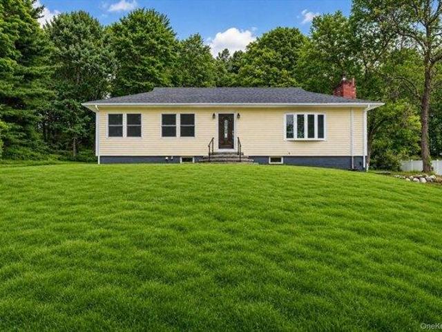 4 bedroom, Lagrangeville NY 12540 105289912