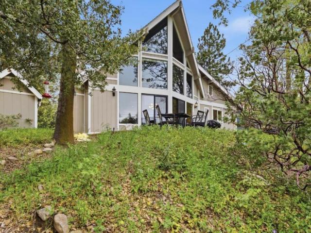 4 bedroom, Lake Arrowhead CA 92352 106025660
