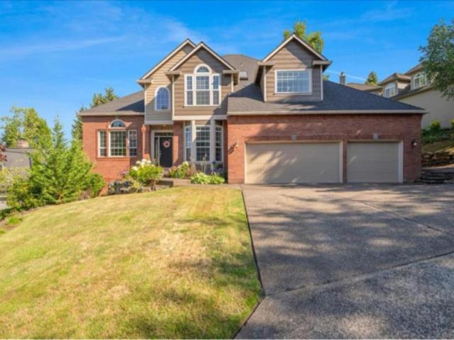 4 bedroom, Lake Oswego OR 97034 105845415